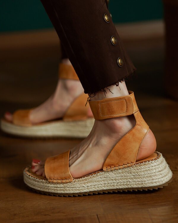 Braded Leather Vintage wedge Sandals