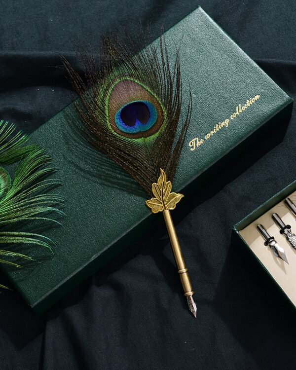 Emerald Peacock Fountain Pen