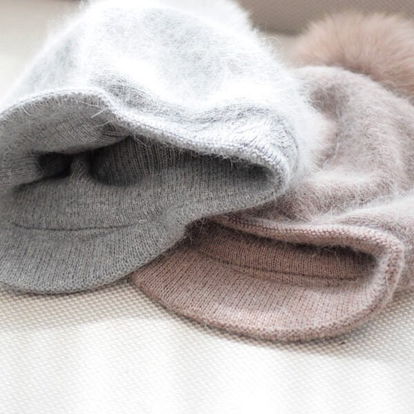 Alternative view of Bead Rabbit Fur Knit Peaked winter Cap