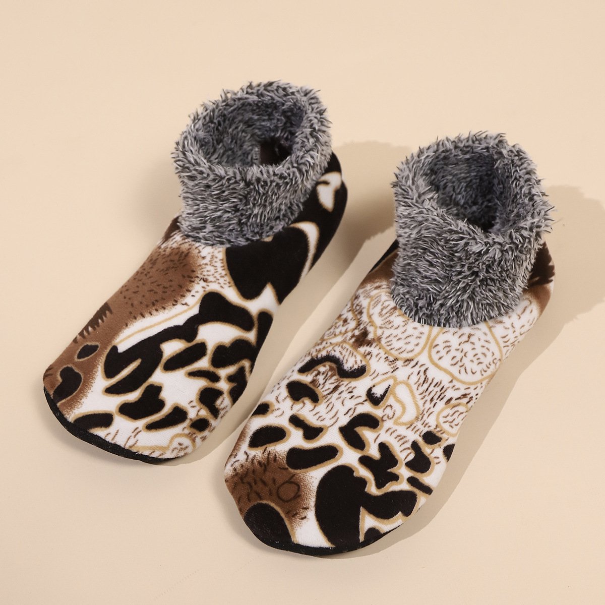 Leopard Knit Winter Socks. - Image 9