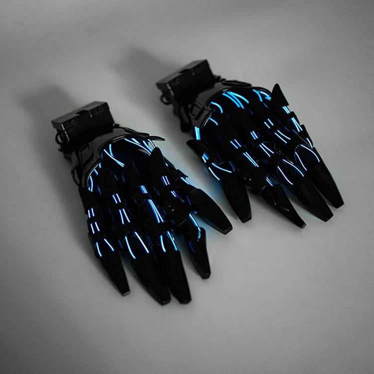 Knight-Style Luminous Gloves