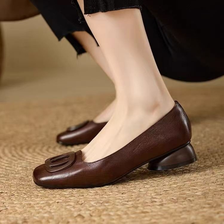 Vintage Round-Toe French Flats - Image 3