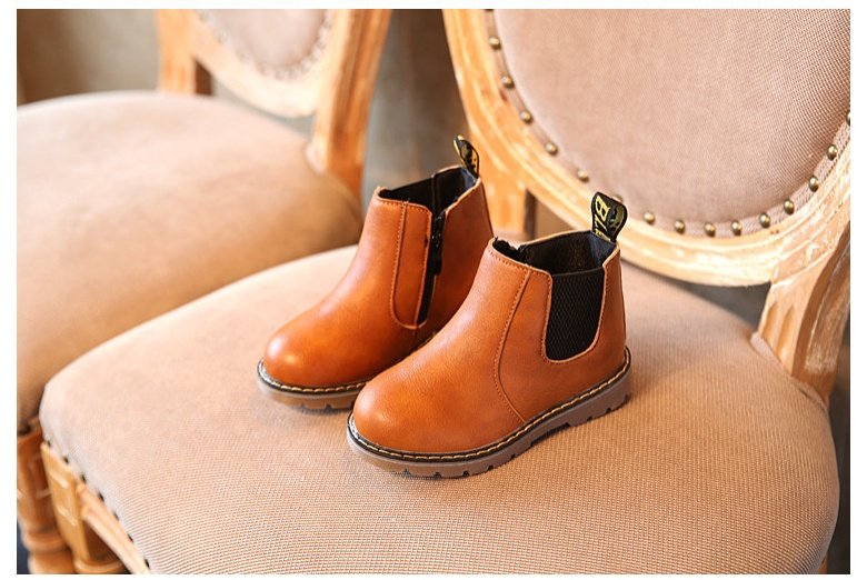 Mini Chelsea Boots (Kids)