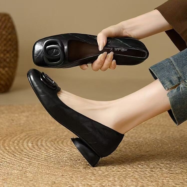 Vintage Round-Toe French Flats - Image 4