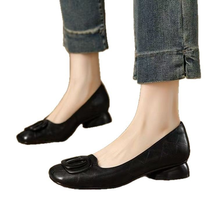 Vintage Round-Toe French Flats - Image 6