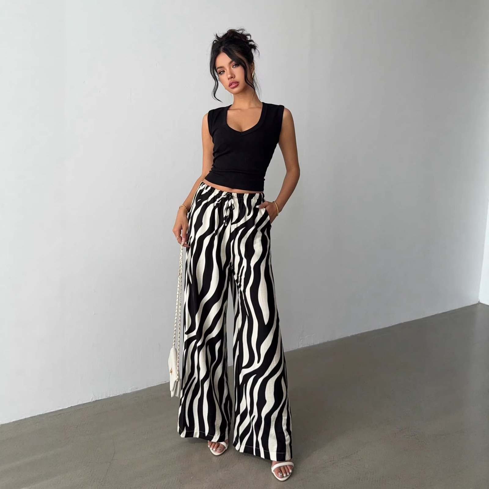 Zebra Wide Leg Street Pants. - Image 6