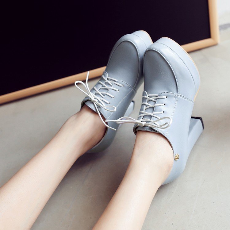Chunky Lace-Up Platform Pumps - Image 5