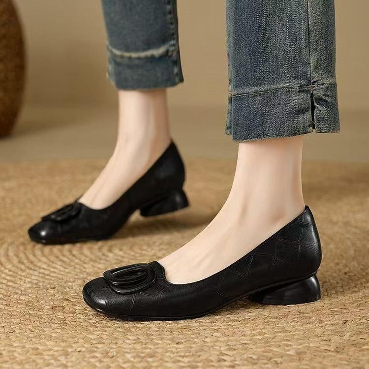 Vintage Round-Toe French Flats - Image 2