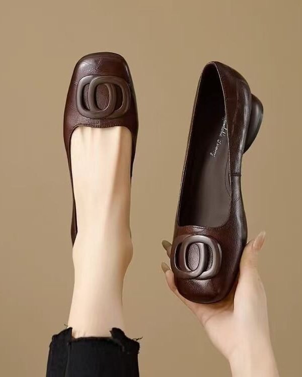 Vintage Round-Toe French Flats