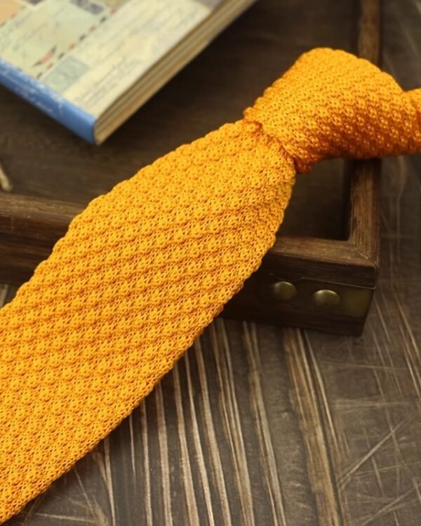 Textured Knit Slim Tie