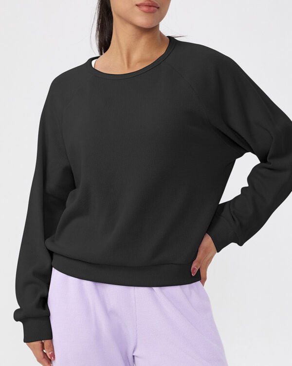 Alternative view of Loose-fitting Long-sleeve Comfort Top