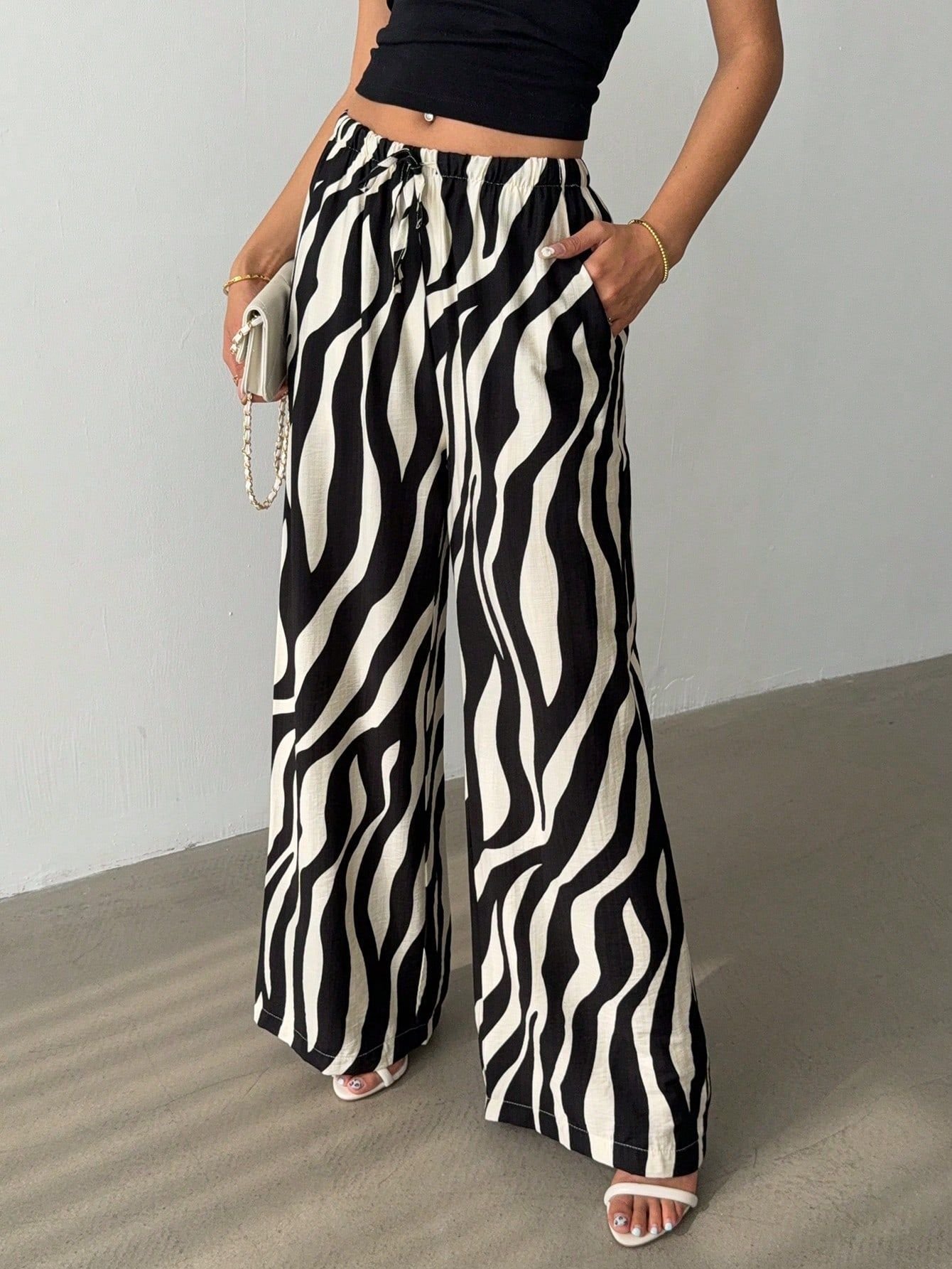Zebra Wide Leg Street Pants. - Image 3