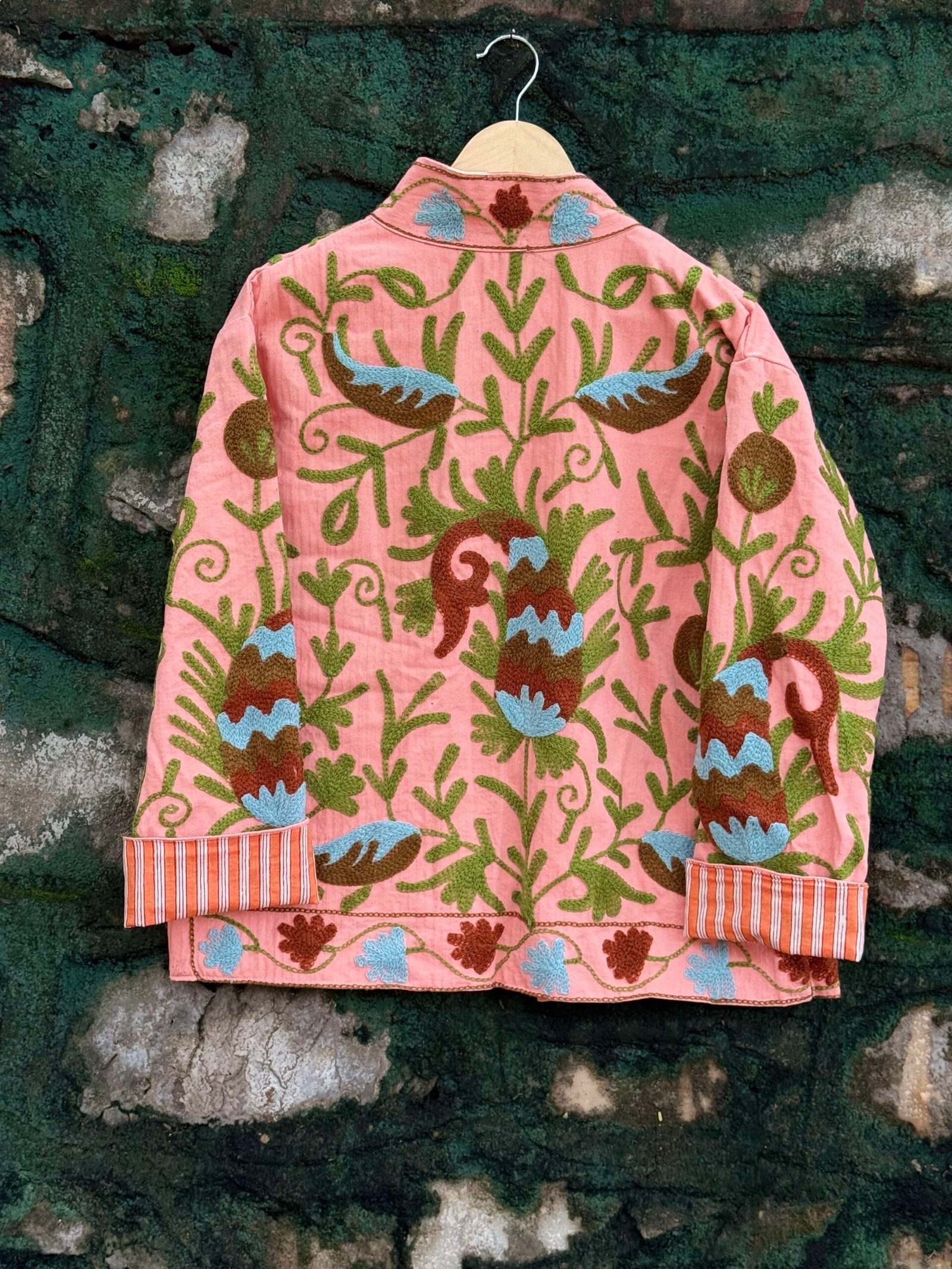 Light Pink Velvet Suzani Embroidered Jacket - Image 3