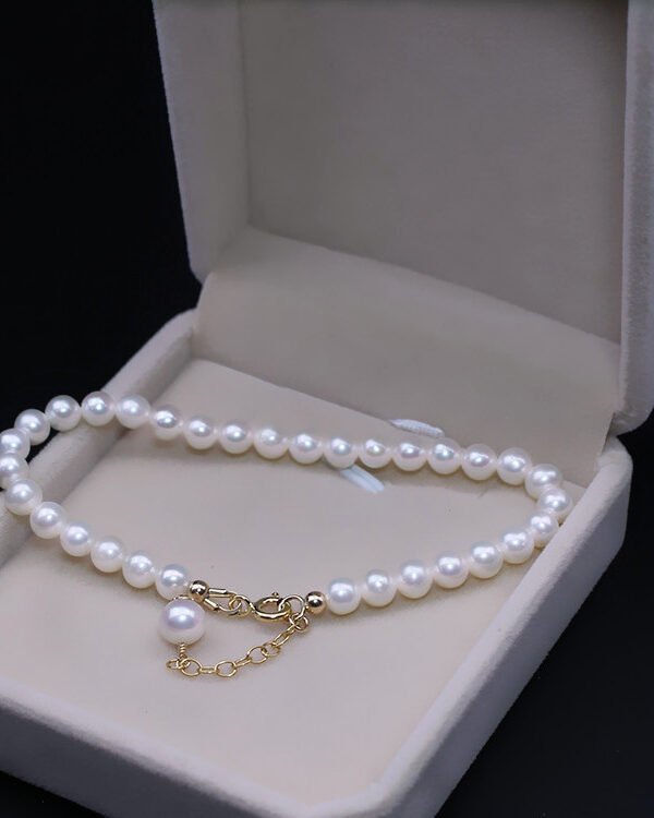 Mini pearl Chain bracelet