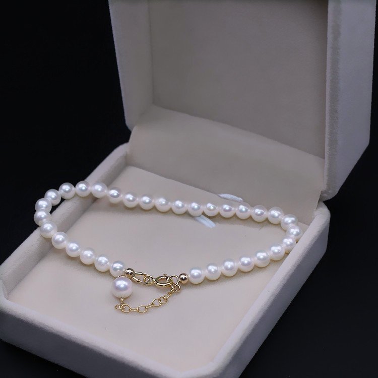 Mini pearl Chain bracelet