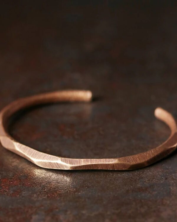 Alternative view of Minimal Copper Open Cuff.
