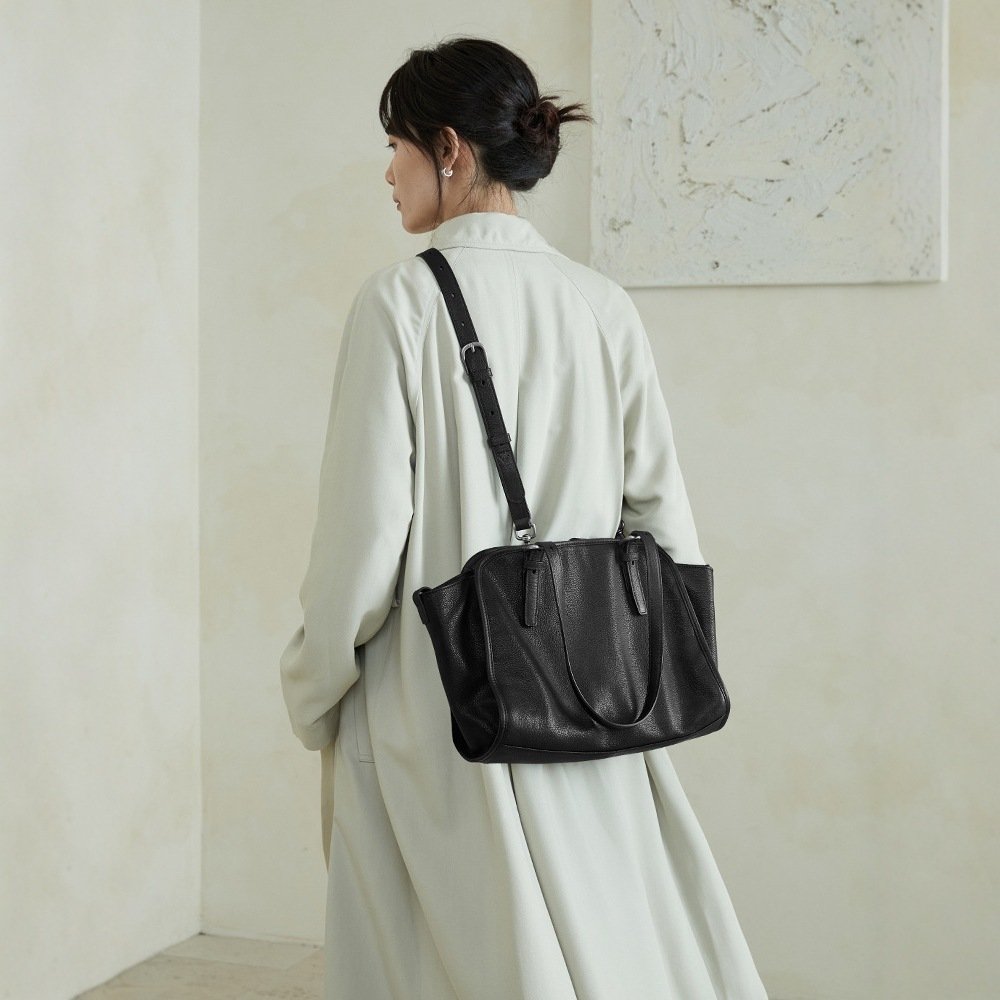 Vintage Structured Carryall Shoulder Bag - Image 6