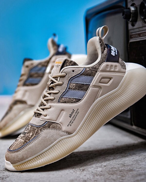 Alternative view of Urban Motion Platform Sneakers