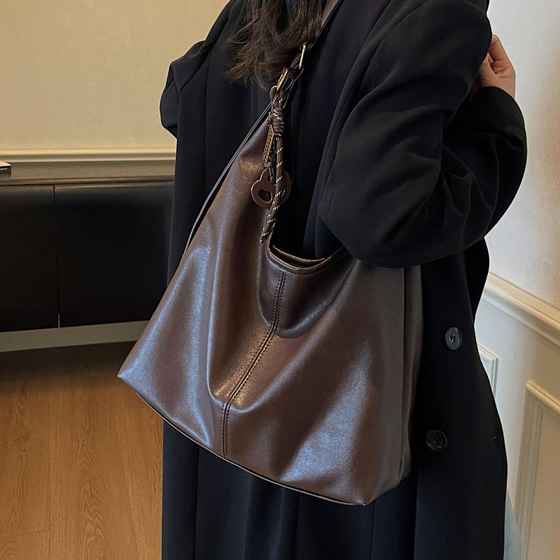 Minimal Oversized Shoulder Tote - Image 2