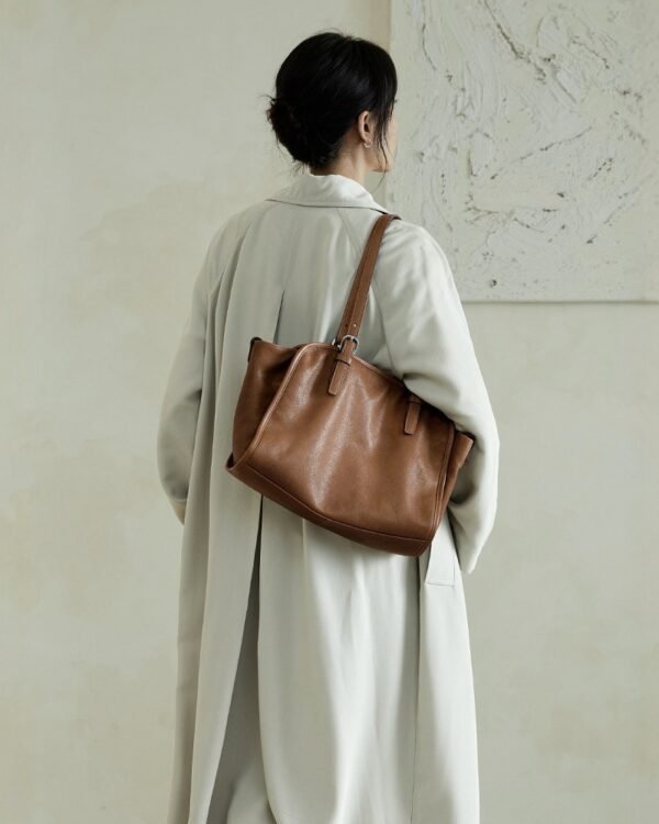 Alternative view of Vintage Structured Carryall Shoulder Bag